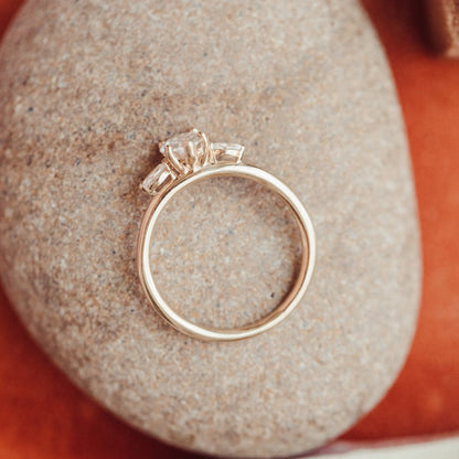 The Frida Pear Ring