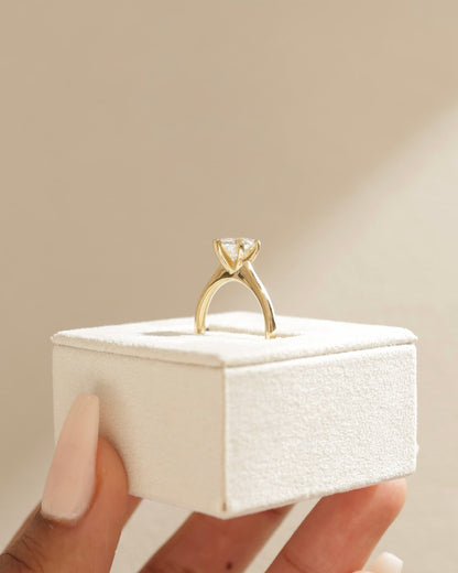 Gabrielle - Round Claw Solitaire with Square Tips and Solid Cathedral High Setting Engagement Ring - Platinum