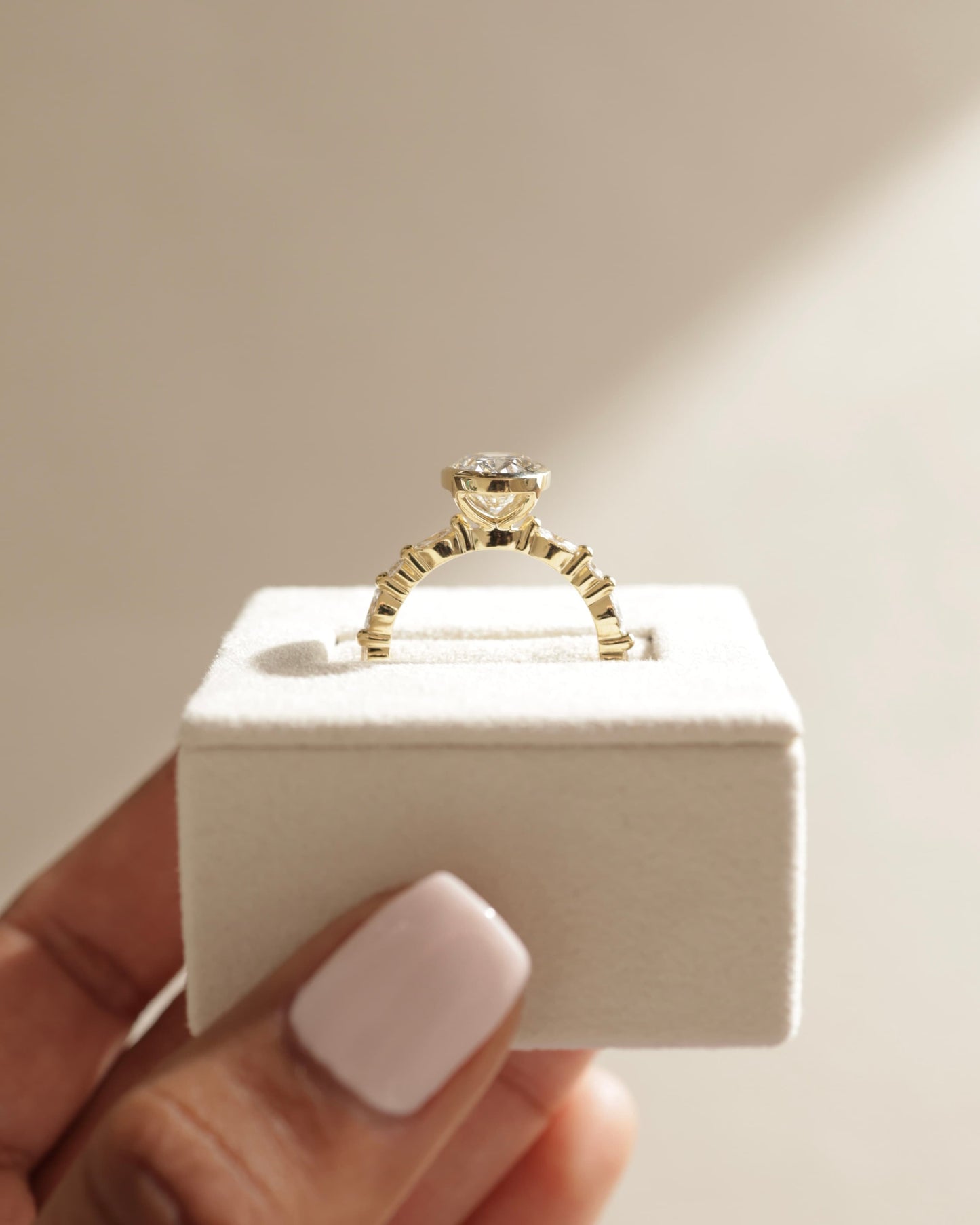 Aylin - Oval Bezel Solitaire with Marquise-Round Accent Stones Engagement Ring - White Gold