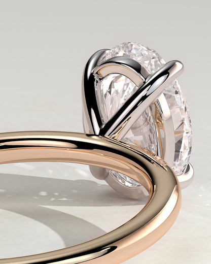 Daisy - Classic Oval Claw Solitaire Engagement Ring - Rose Two-Tone