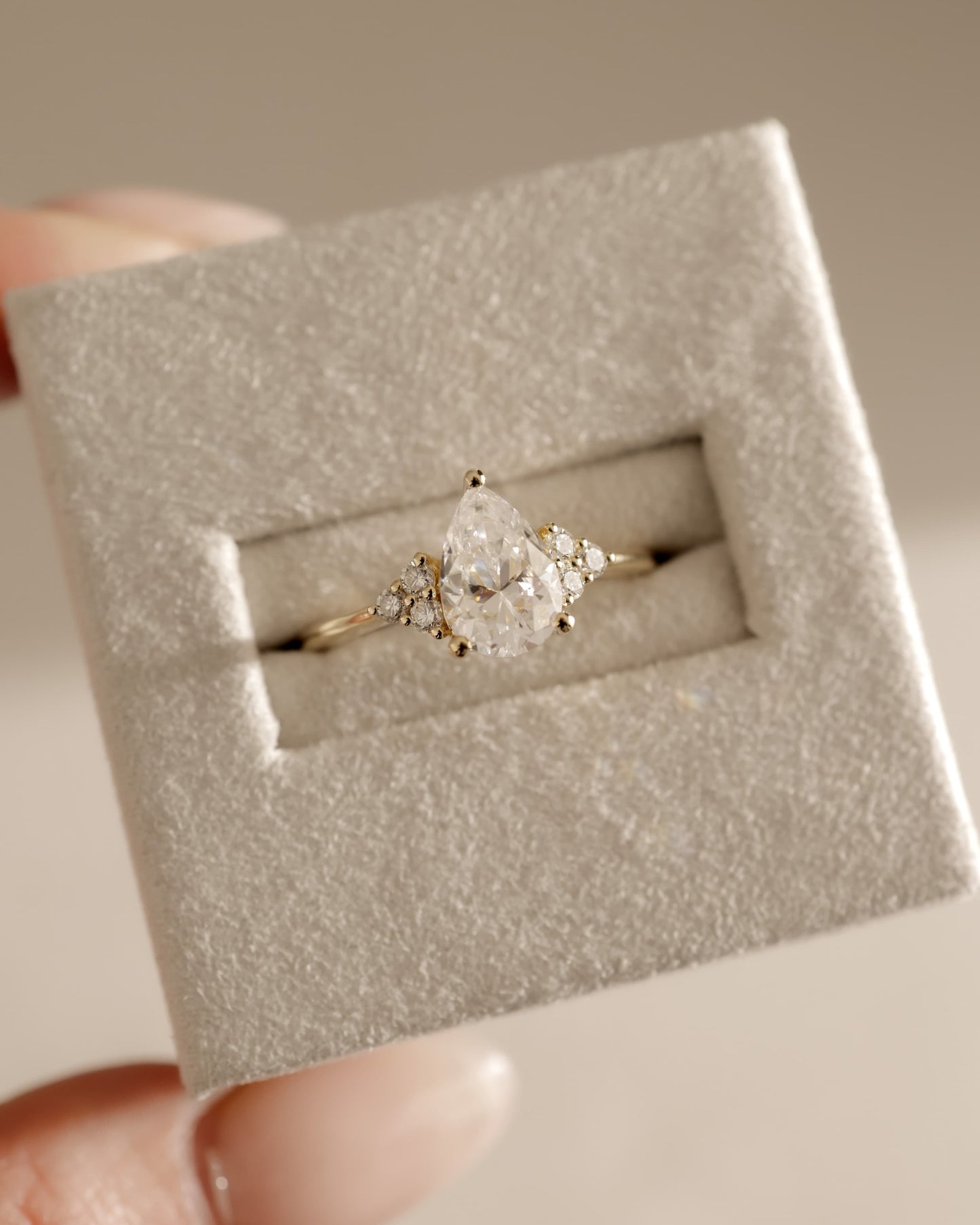 Brooke - Pear Claw Solitaire with Round Shoulder Stones Engagement Ring - Yellow Gold