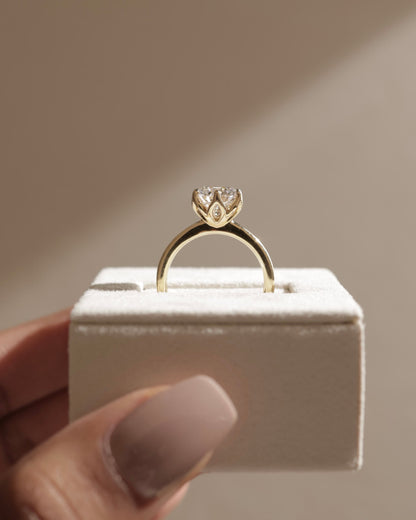 Tessa - Round Claw Solitaire with Petal Gallery and Tapered Band Engagement Ring - Yellow Gold