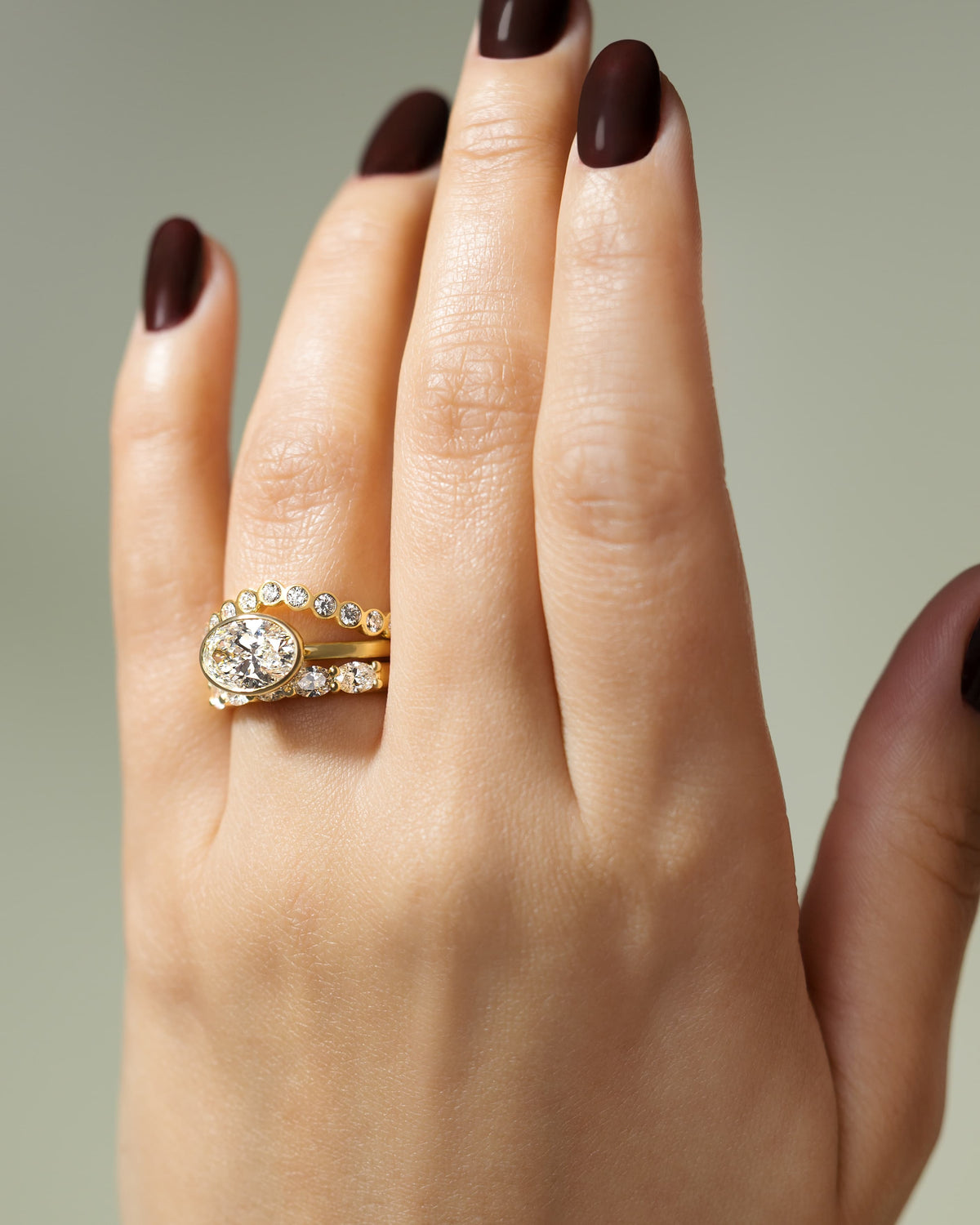 Erin - Oval East West Bezel Solitaire  Engagement Ring - Yellow Gold