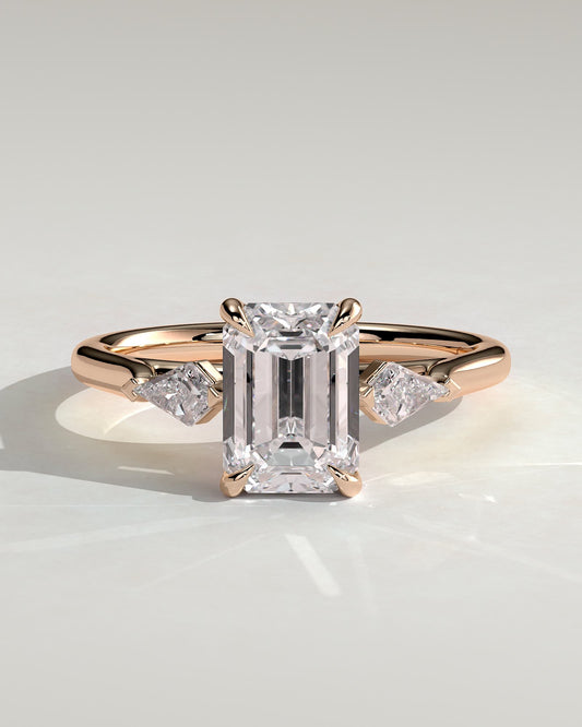Elphie - Emerald Claw Trilogy with Kite Side Stones Engagement Ring - Rose Gold