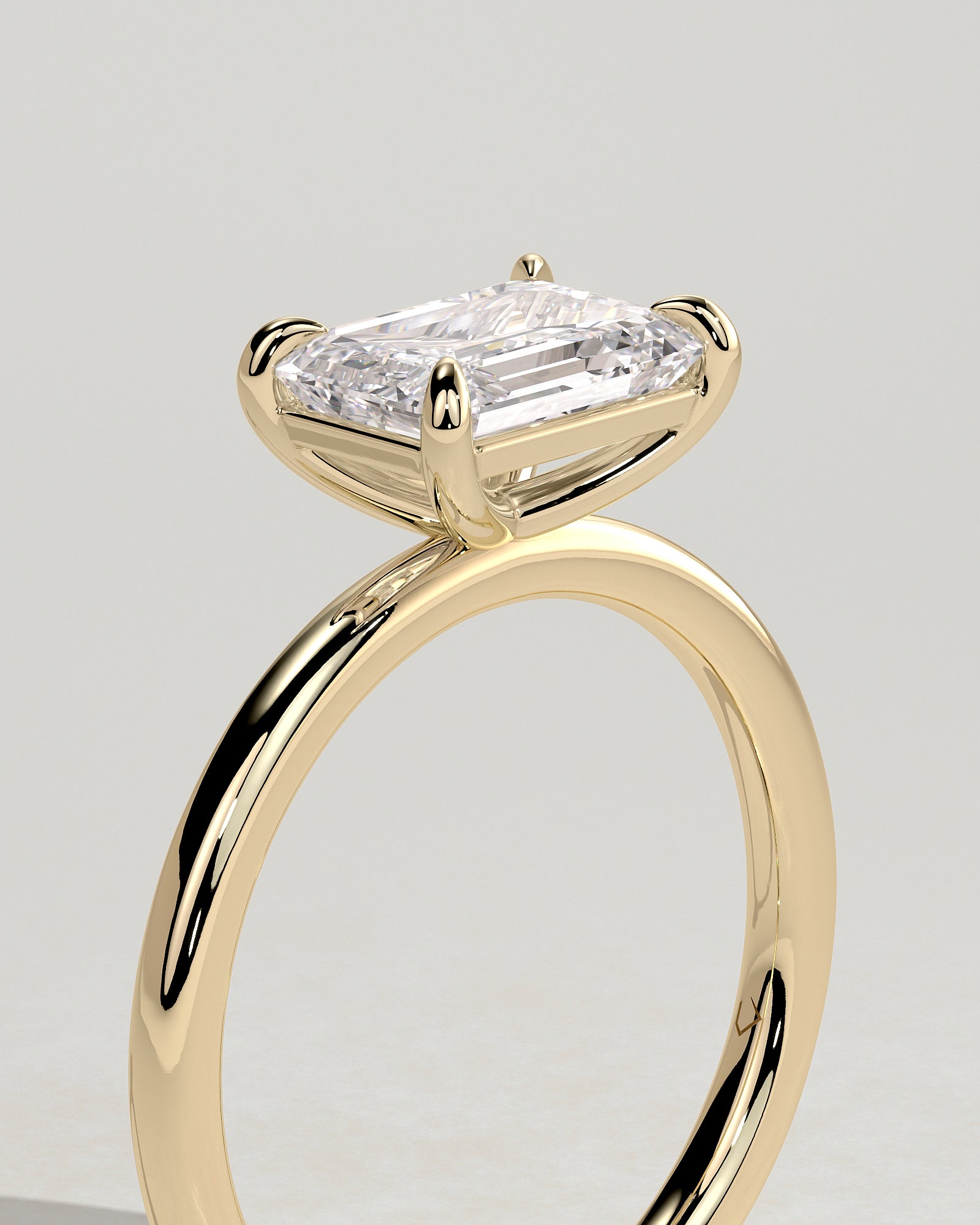 Debbie - Emerald East West Claw Solitaire Engagement Ring - Yellow Gold - Yellow Gold 2ct