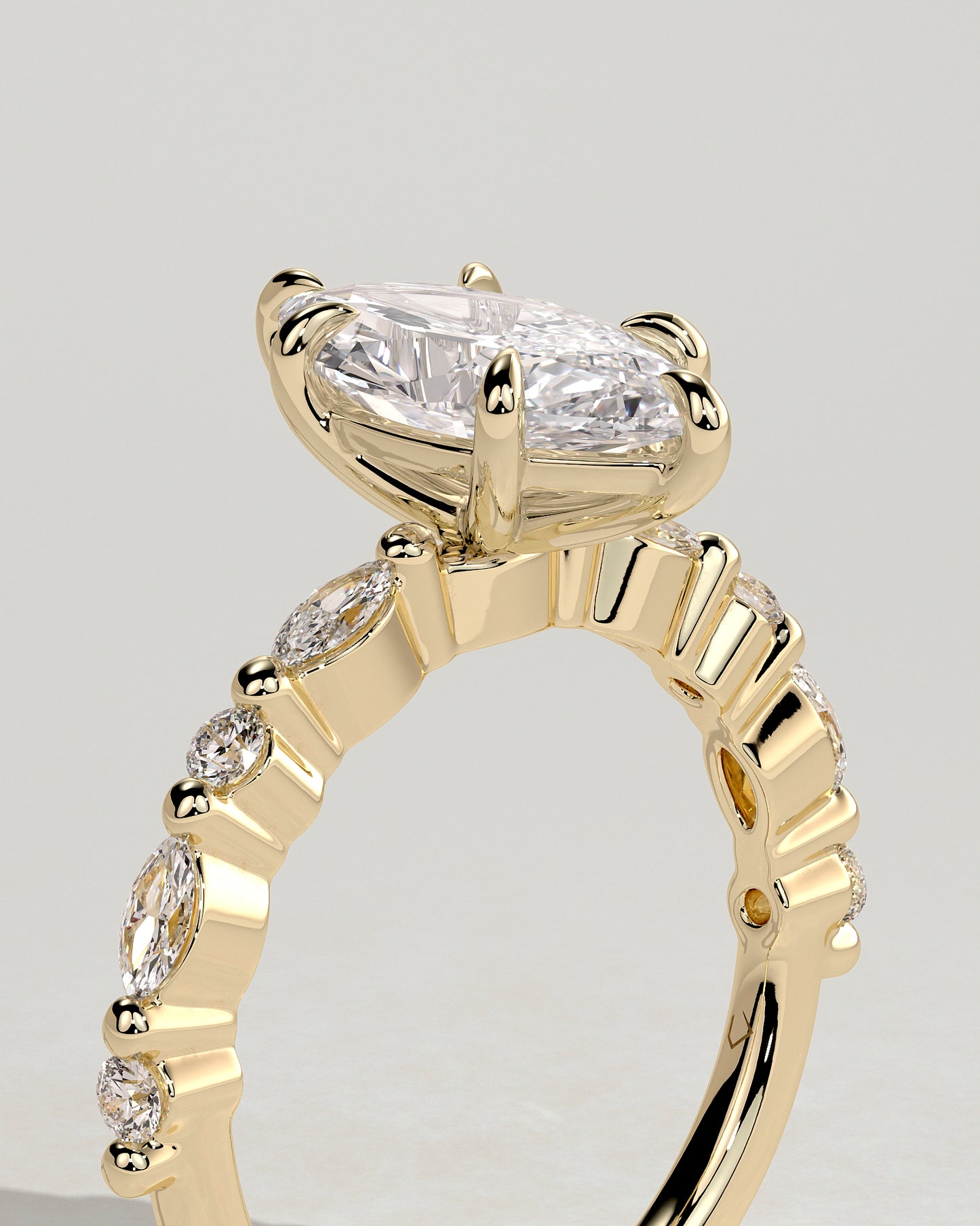Beatrice - Marquise Claw Solitaire with Marquise and Round Accent Stones Engagement Ring - Yellow Gold - Yellow Gold 2ct
