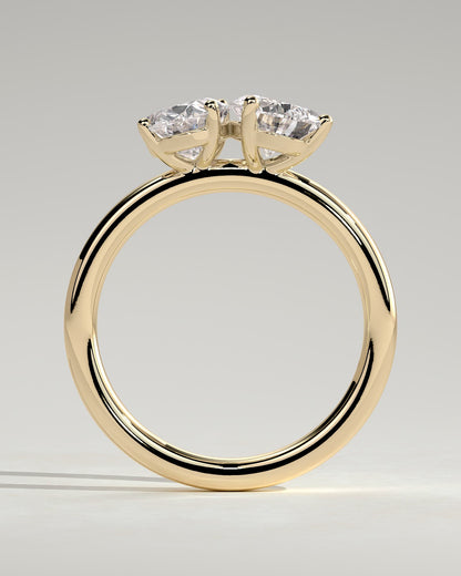 April - Pear and Oval Claw Toi et Moi Engagement Ring - Yellow Gold