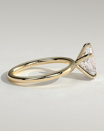 Alia - Pear Claw Solitaire Engagement Ring - Yellow Gold - yellow gold - Lara Jewels