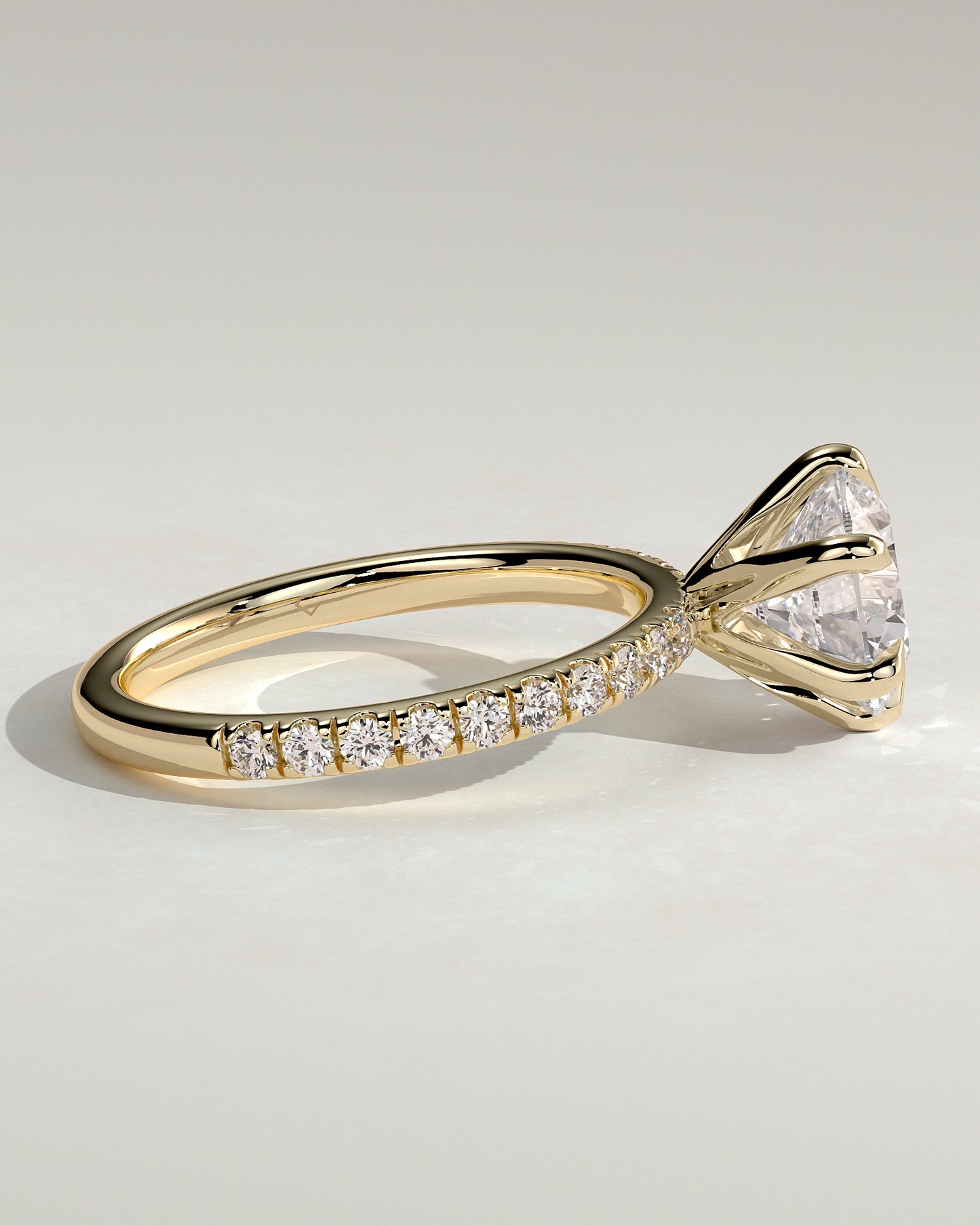 Alexandria - Round Claw Solitaire with Pave Band Engagement Ring - Yellow Gold - Yellow Gold 2ct