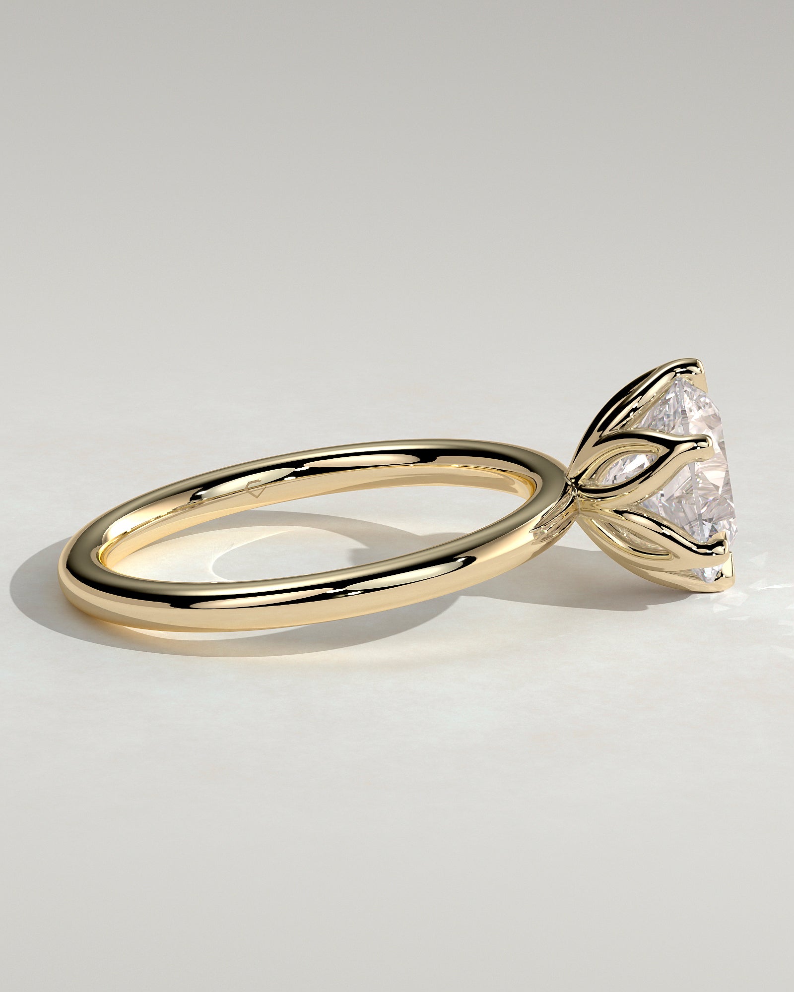 Iris - Round Claw Solitaire with Petal Gallery Engagement Ring - Yellow Gold - Yellow Gold 2ct