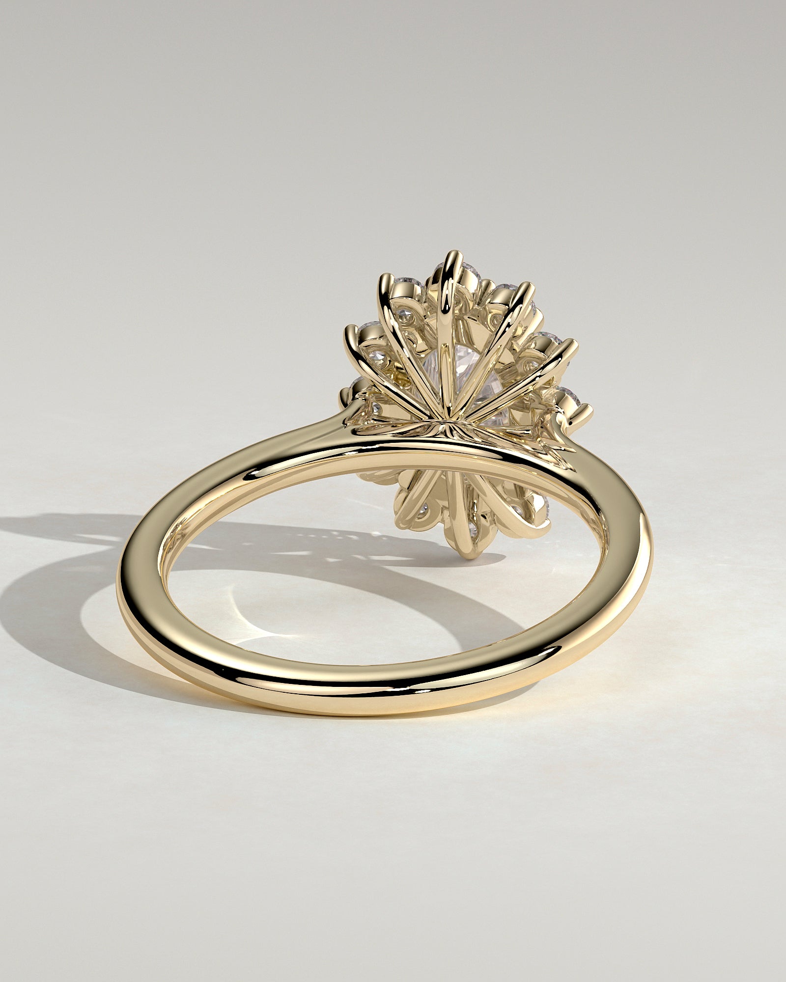 Arielle - Oval Claw Solitaire with Sunburst Halo and Cathedral High Setting Engagement Ring - Yellow Gold - Yellow Gold 2ct
