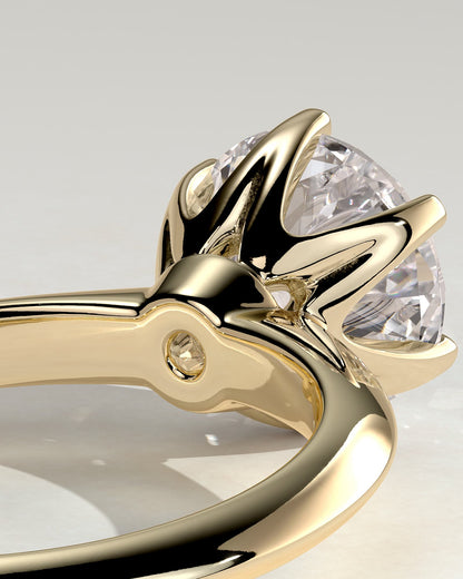 Caroline - Round Claw Solitaire with Knife Edge Band Engagement Ring - Yellow Gold