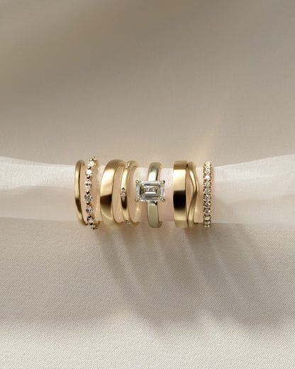 Kate - Emerald Claw Solitaire with Cigar Band and Hidden Halo Engagement Ring - Yellow Gold