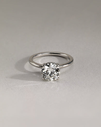 Lilly - Round Claw Solitaire Engagement Ring - White Gold
