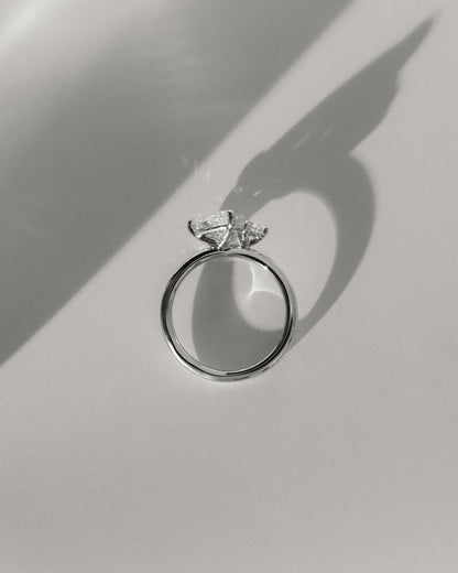 Francesca - Pear and Pear Claw Toi et Moi Engagement Ring - Yellow Gold