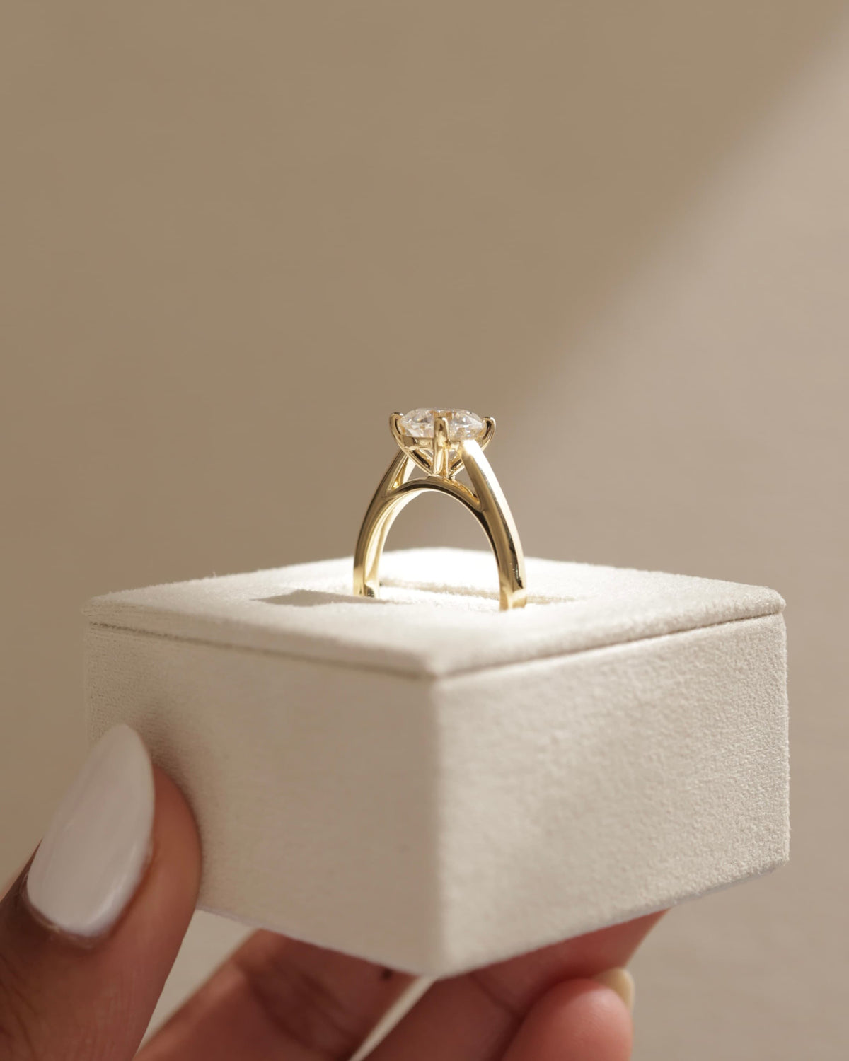 Georgia - Round Claw Solitaire with Flat Band and Cathedral High Setting Engagement Ring - Yellow Gold