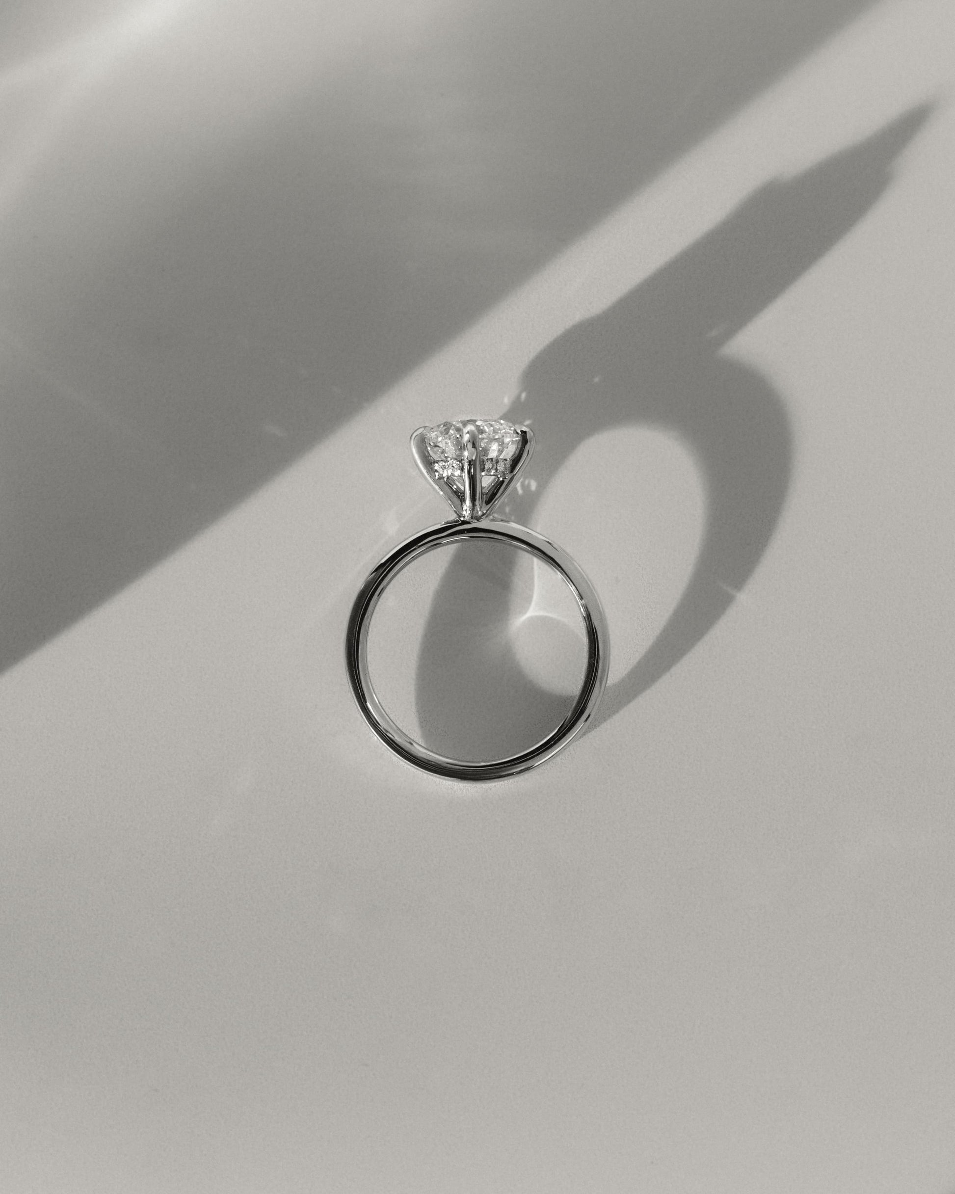 Anna - Round Claw Solitaire with Hidden Halo Engagement Ring - Yellow Gold - yellow gold - Lara Jewels