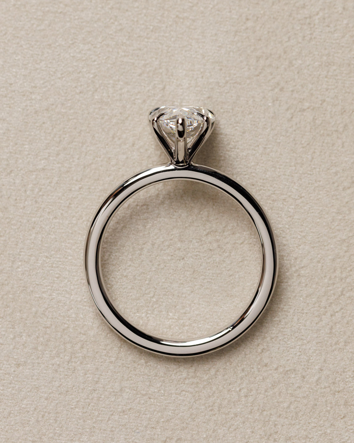 Alia - Pear Claw Solitaire Engagement Ring - Yellow Gold - yellow gold - Lara Jewels