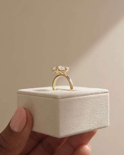 April - Pear and Oval Claw Toi et Moi Engagement Ring - Rose Two-Tone - rose two-tone - Lara Jewels