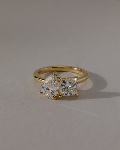 Svea - Pear and Princess Claw Toi et Moi Engagement Ring - Platinum