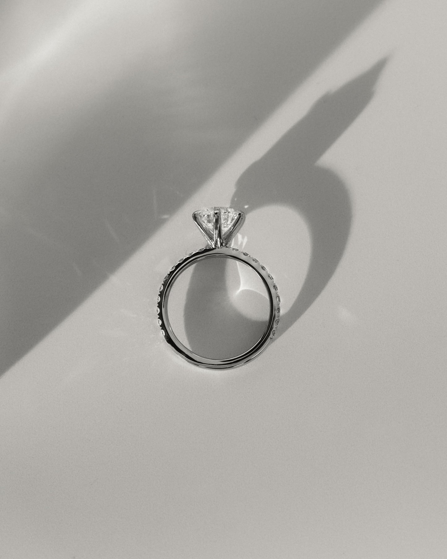 Alexandria - Round Claw Solitaire with Pave Band Engagement Ring - Yellow Gold - yellow gold - Lara Jewels