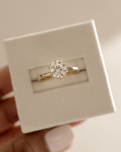 Iris - Round Claw Solitaire with Petal Gallery Engagement Ring - Yellow Gold