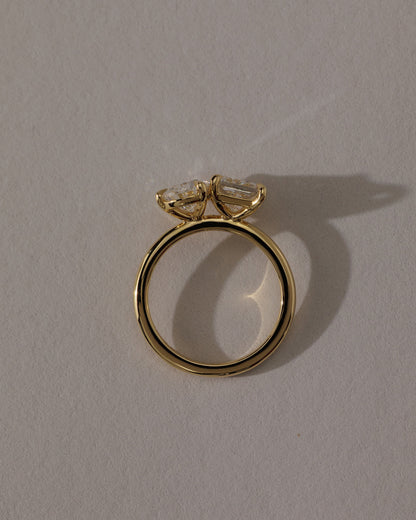 Svea - Pear and Princess Claw Toi et Moi Engagement Ring - Platinum
