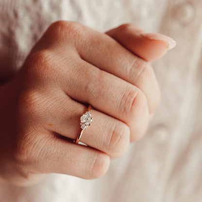 The Mini Vivien Oval Ring