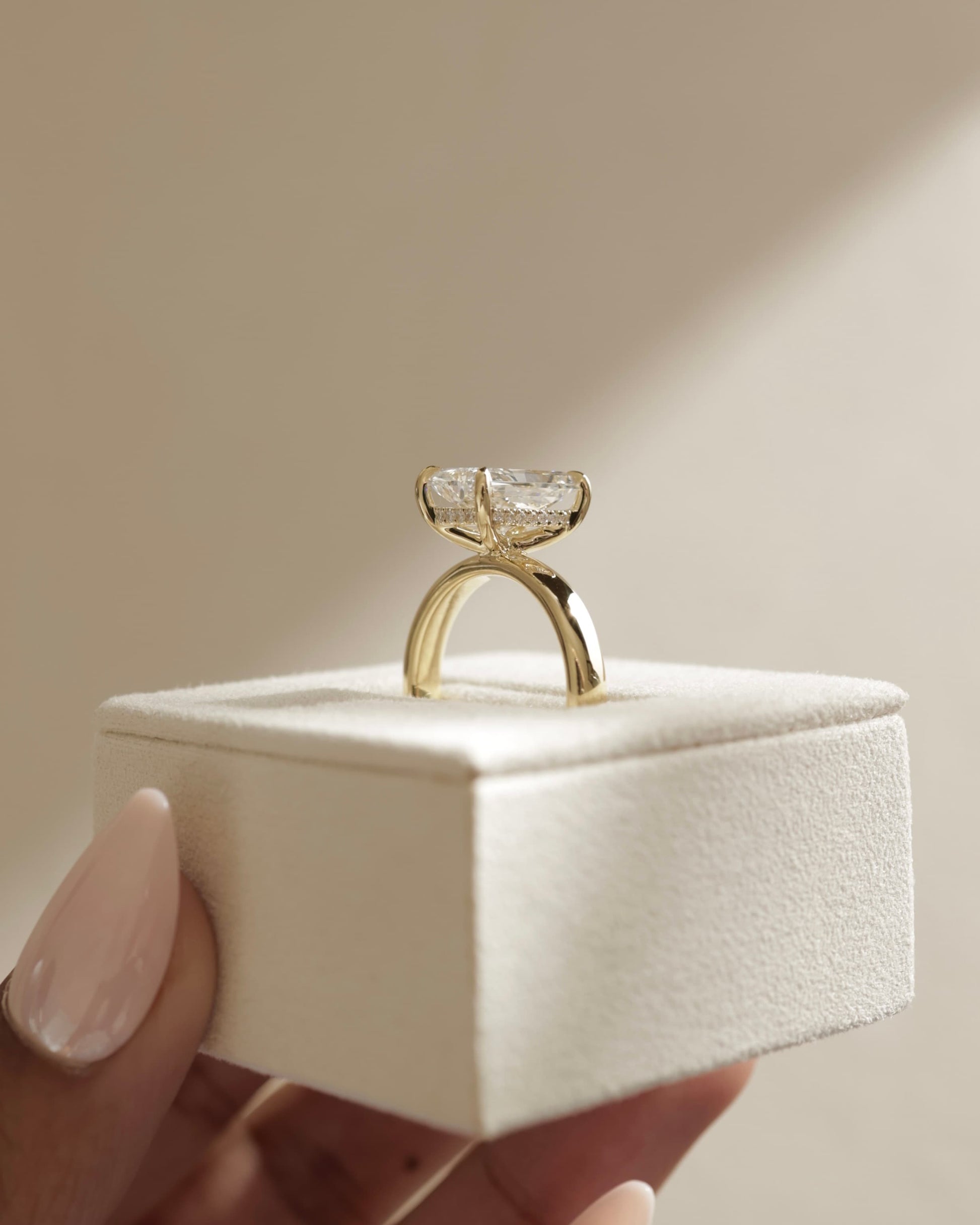 Angelina - Radiant Claw Solitaire with Cigar Band and Hidden Halo Engagement Ring - Yellow Gold - yellow gold - Lara Jewels
