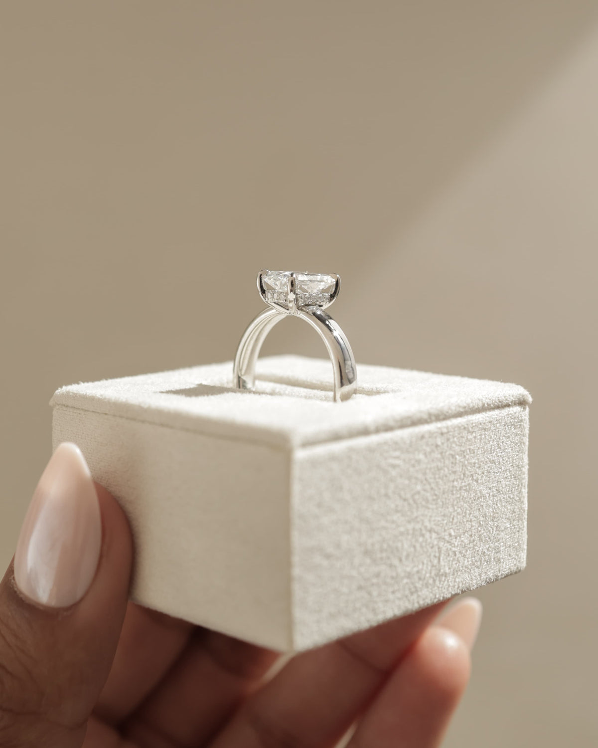Angelina - Radiant Claw Solitaire with Cigar Band and Hidden Halo Engagement Ring - Yellow Gold - yellow gold - Lara Jewels
