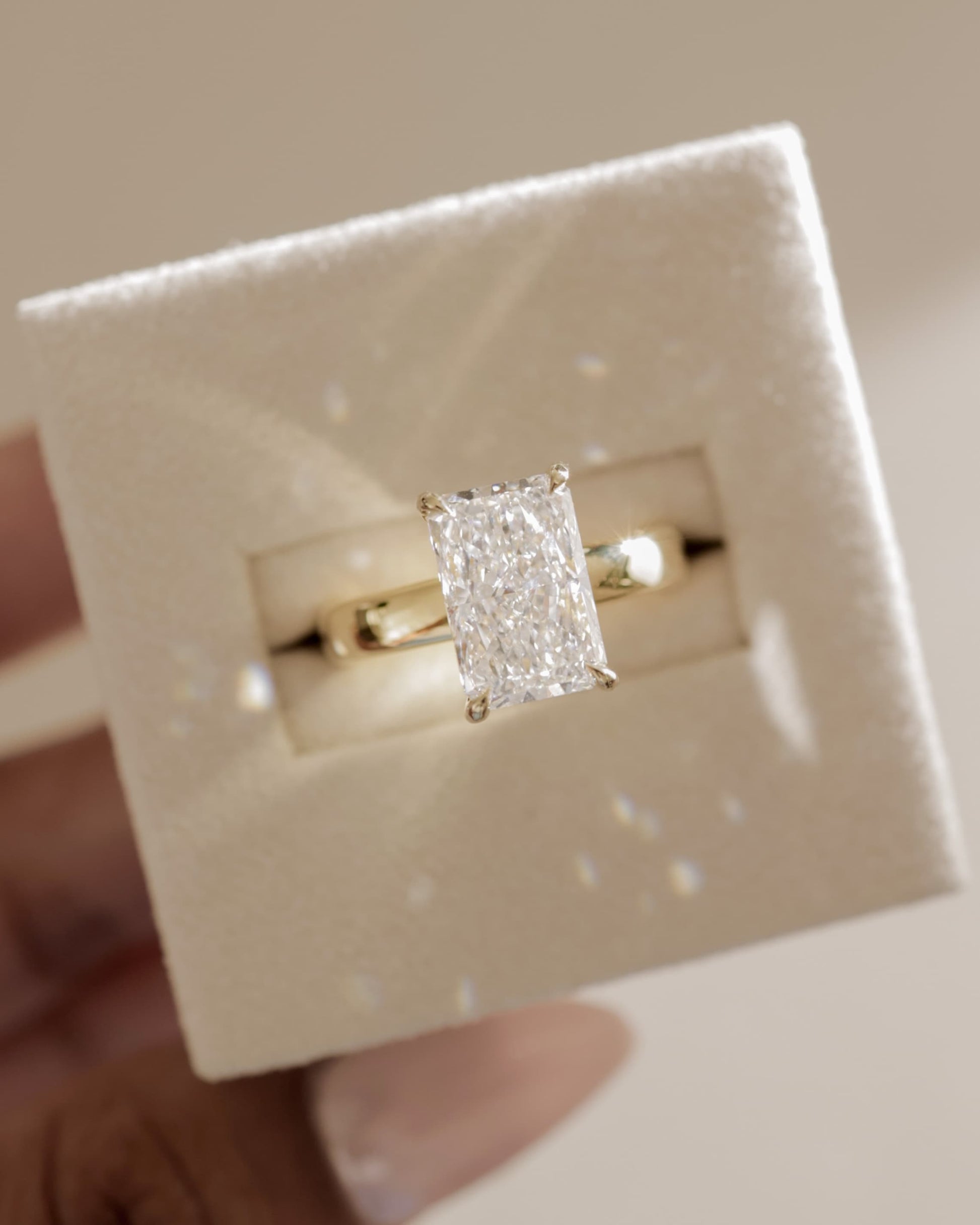 Angelina - Radiant Claw Solitaire with Cigar Band and Hidden Halo Engagement Ring - Yellow Gold - yellow gold - Lara Jewels