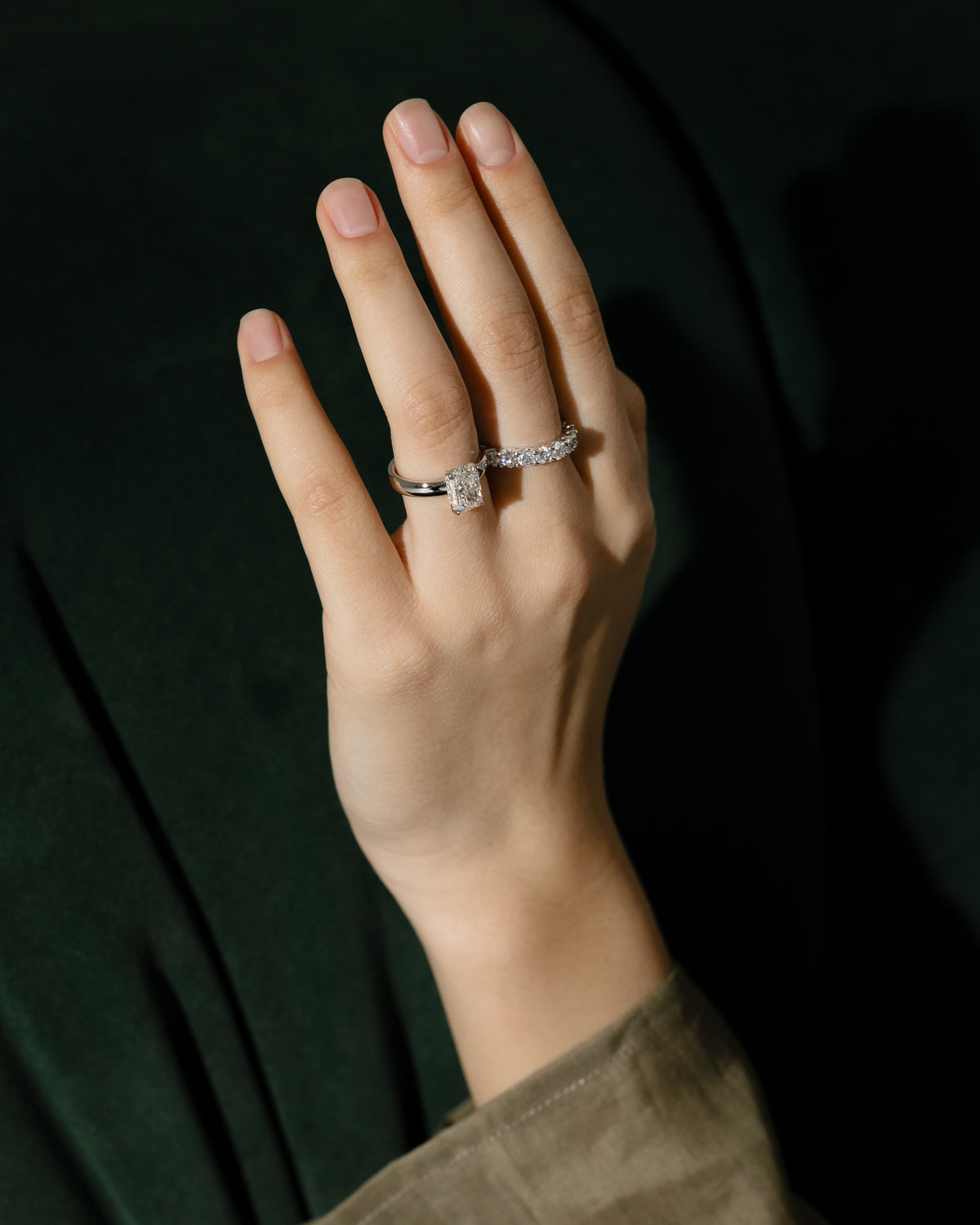 Angelina - Radiant Claw Solitaire with Cigar Band and Hidden Halo Engagement Ring - Yellow Gold - yellow gold - Lara Jewels