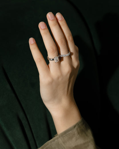 Angelina - Radiant Claw Solitaire with Cigar Band and Hidden Halo Engagement Ring - Yellow Gold - yellow gold - Lara Jewels