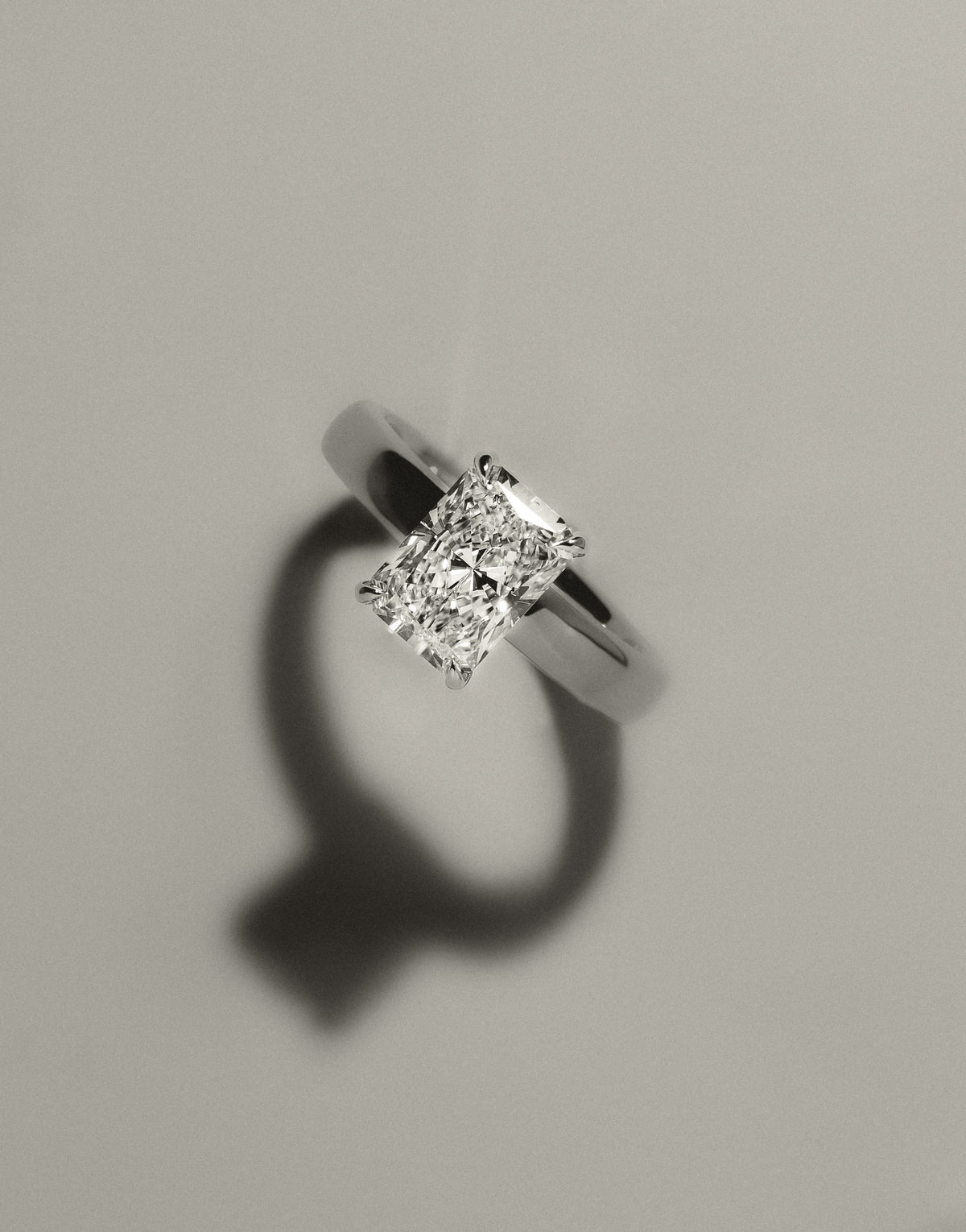 Angelina - Radiant Claw Solitaire with Cigar Band and Hidden Halo Engagement Ring - Yellow Gold - yellow gold - Lara Jewels