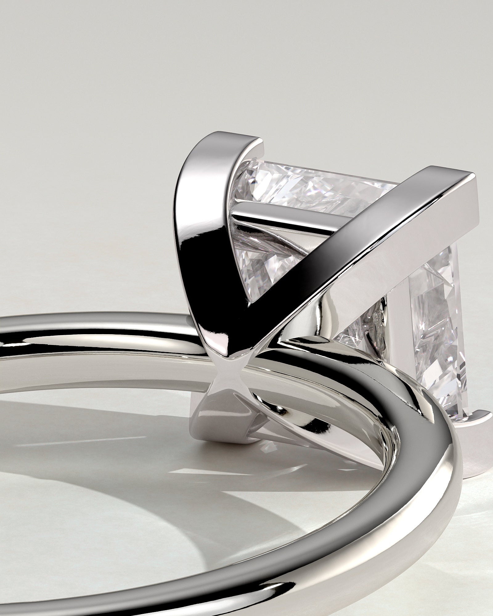 Glinda - Princess Claw Solitaire Engagement Ring - Platinum - White Gold / Platinum 2ct