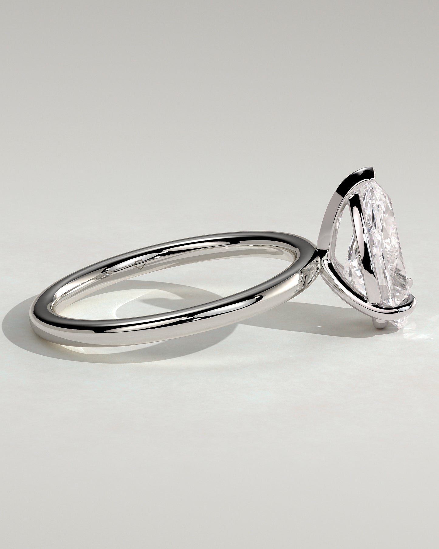 Amy - Pear Claw Solitaire Engagement Ring - Platinum - White Gold / Platinum 2ct