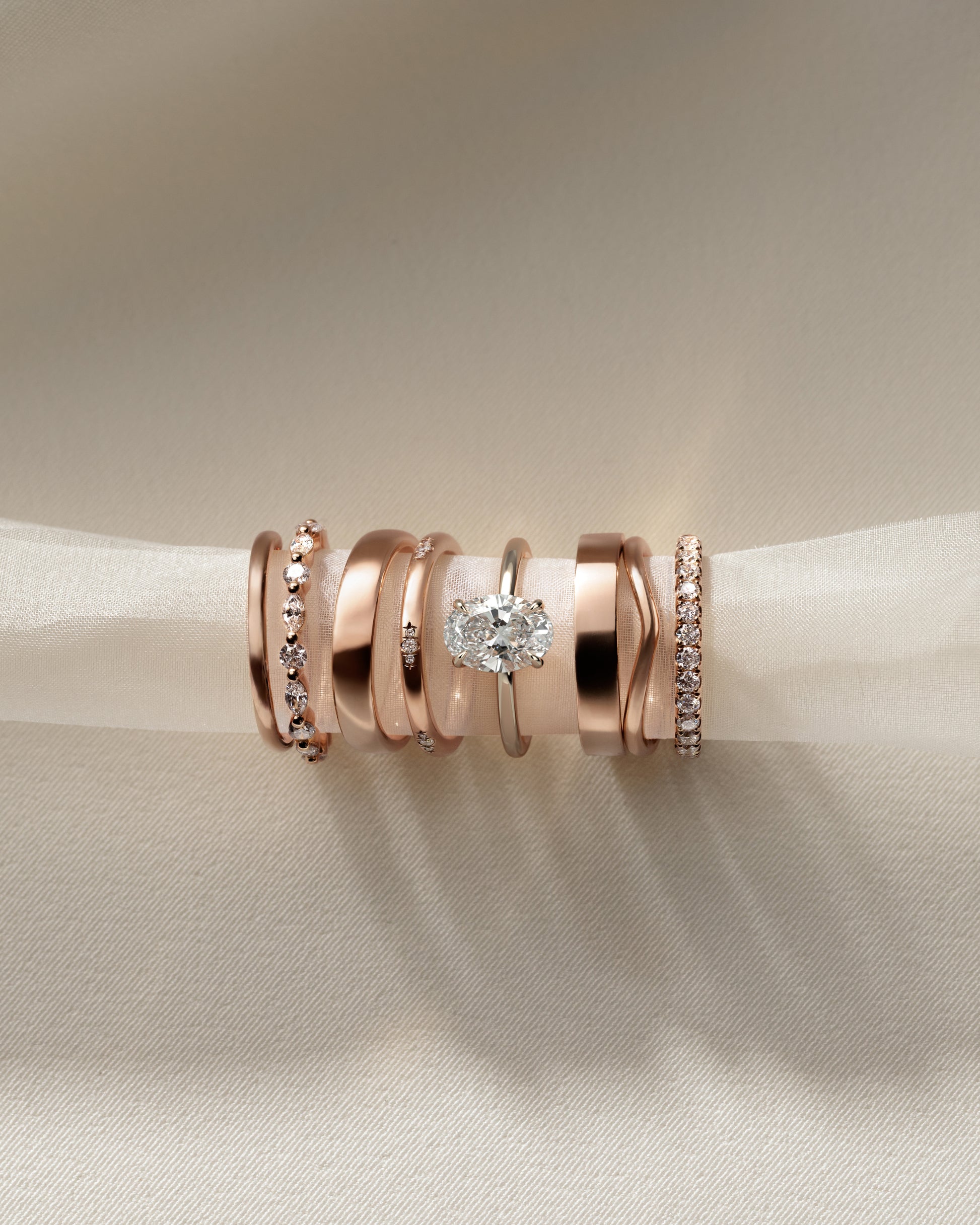 Daisy - Classic Oval Claw Solitaire Engagement Ring - Rose Gold - Rose Gold 2ct