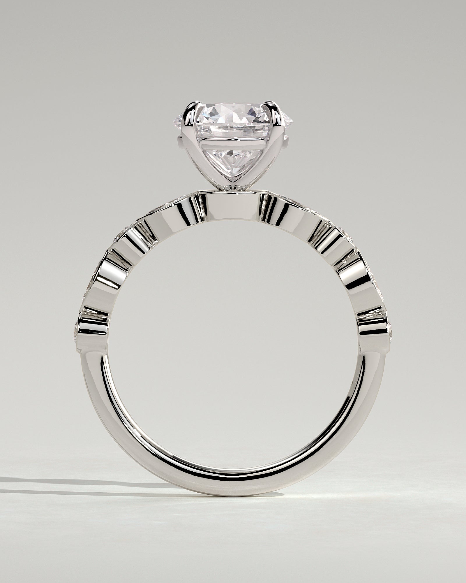 Cartia - Round Claw Solitaire with Round-Marquise Bezel Accent Stones Engagement Ring - Platinum - White Gold / Platinum 2ct