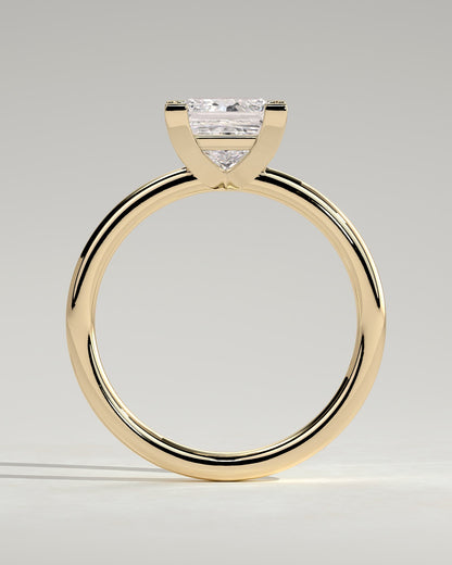 Glinda - Princess Claw Solitaire Engagement Ring - Yellow Gold