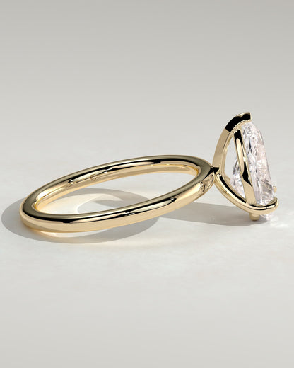 Amy - Pear Claw Solitaire Engagement Ring - Yellow Gold
