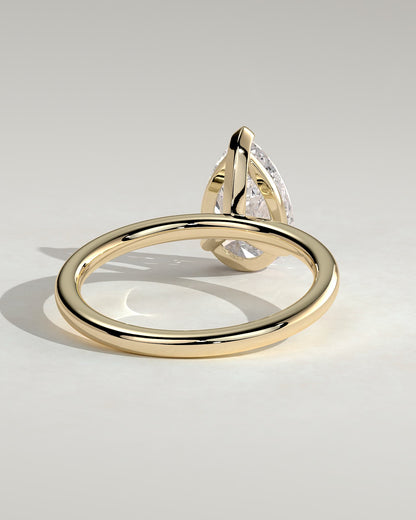 Amy - Pear Claw Solitaire Engagement Ring - Yellow Gold