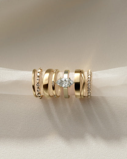 Aisha - Marquise Claw Solitaire with Flat Cigar Band and Hidden Halo Engagement Ring - Yellow Gold - yellow gold - Lara Jewels