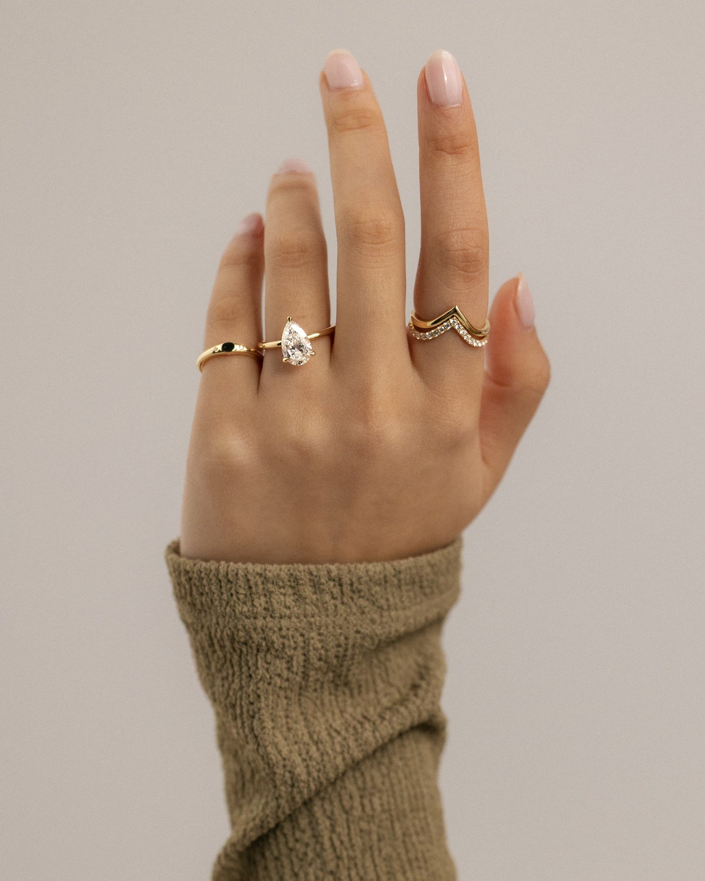 Amy - Pear Claw Solitaire Engagement Ring - Yellow Gold
