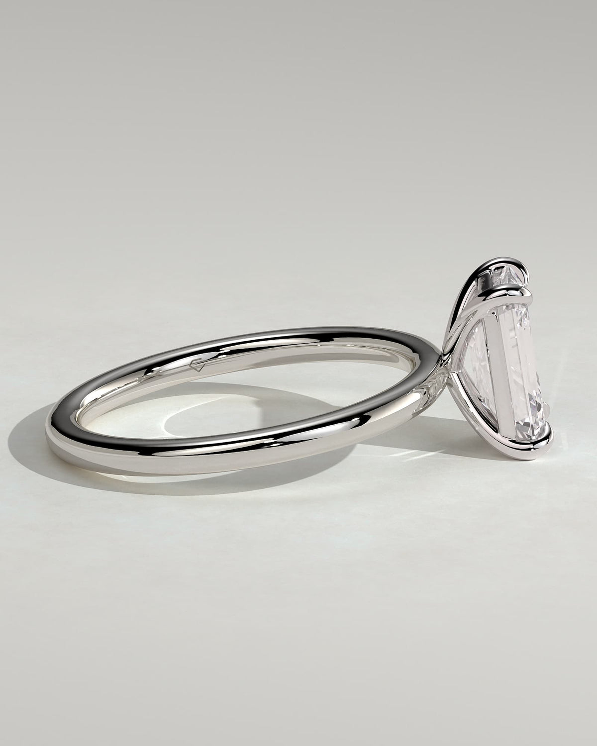 Alina - Emerald Claw Solitaire Engagement Ring - White Gold - white gold - Lara Jewels