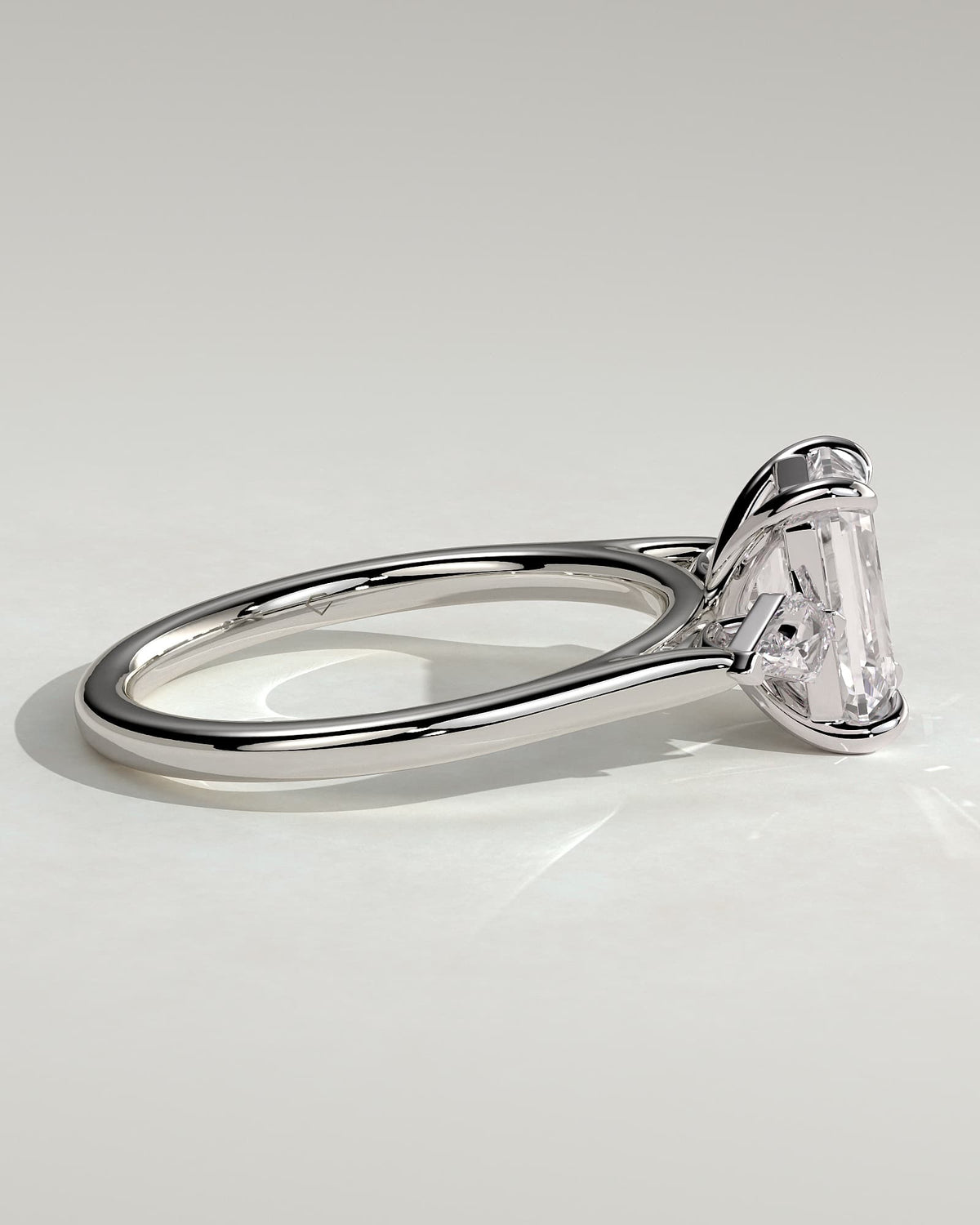 Elphie - Emerald Claw Trilogy with Kite Side Stones Engagement Ring - White Gold