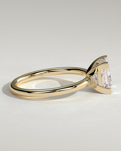 Glinda - Princess Claw Solitaire Engagement Ring - Yellow Gold
