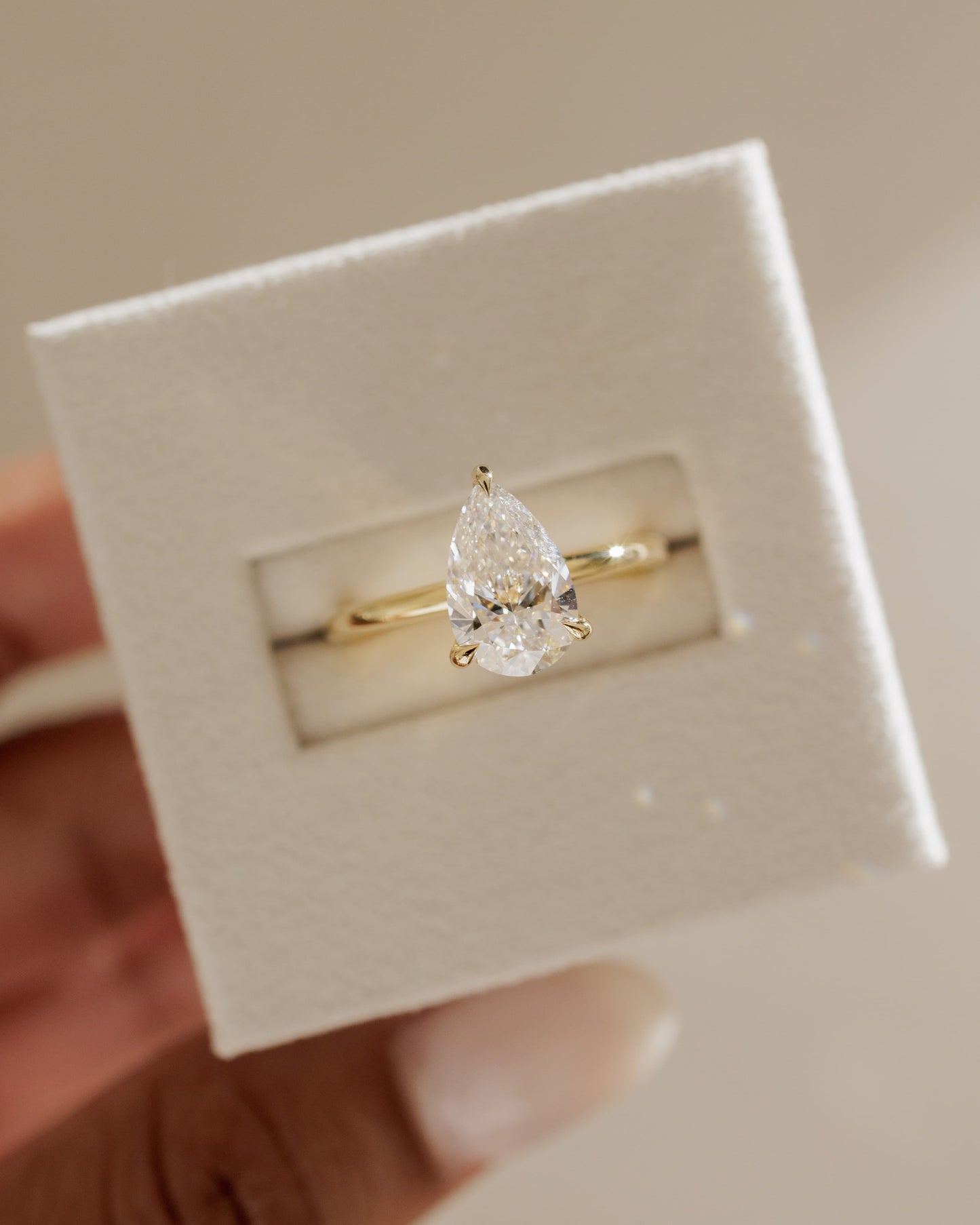 Amy - Pear Claw Solitaire Engagement Ring - Rose Gold