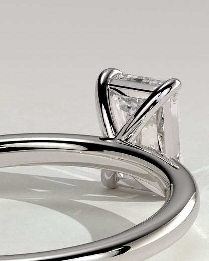 Alina - Emerald Claw Solitaire Engagement Ring - Platinum