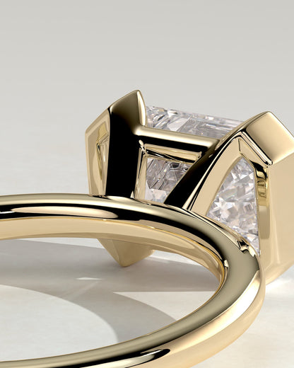 Jodie - Emerald East West Half Bezel Solitaire Engagement Ring - Yellow Gold