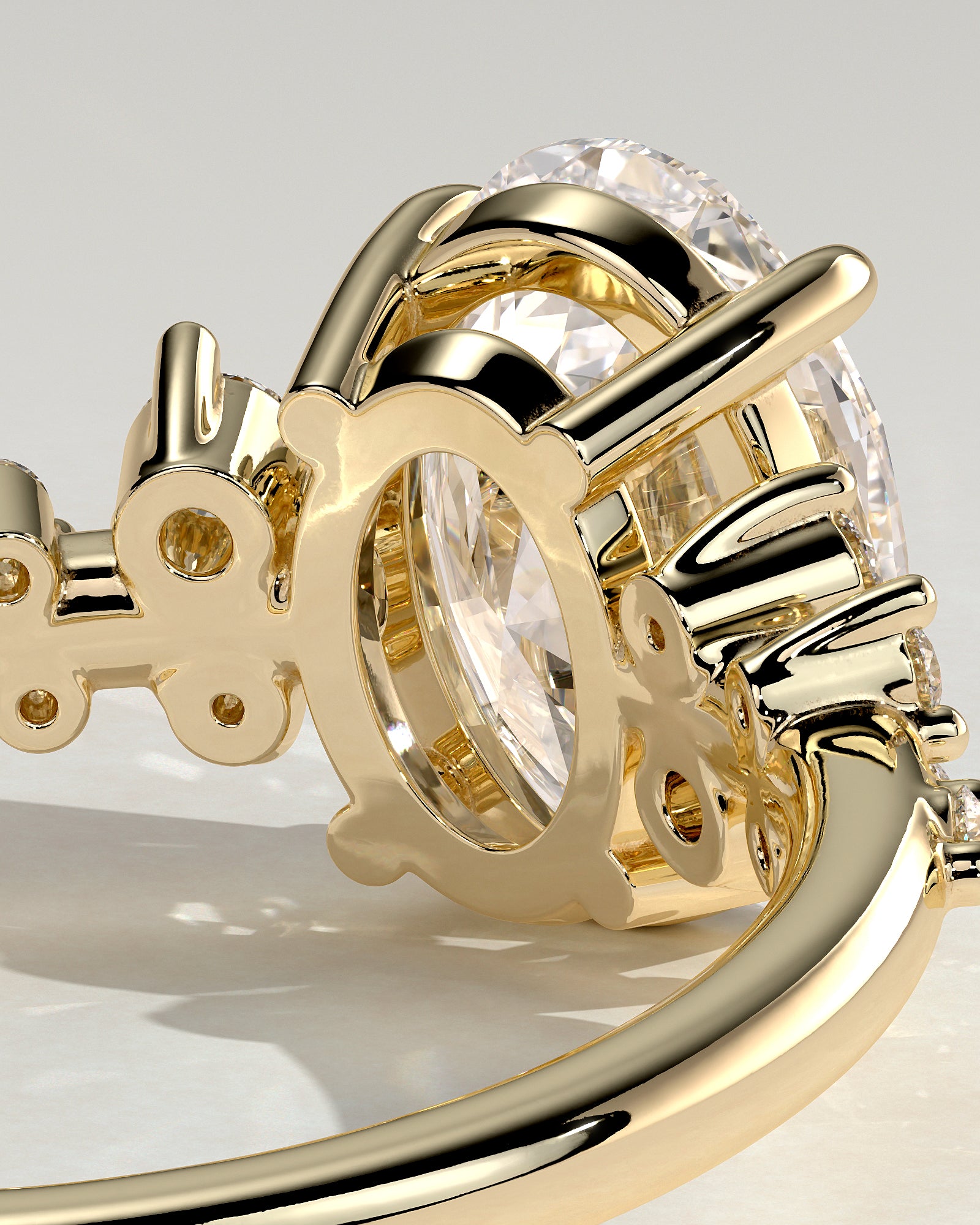 Bella - Oval Claw Solitaire with Clustered Round Shoulder Stones Engagement Ring - Yellow Gold - Yellow Gold 2ct
